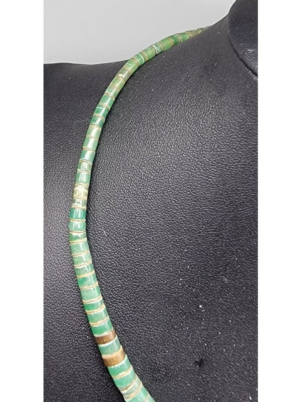 Vintage Southwestern Green Turquoise Heishi Disc Bead Necklace 16" 1970s - Picture 10 of 15